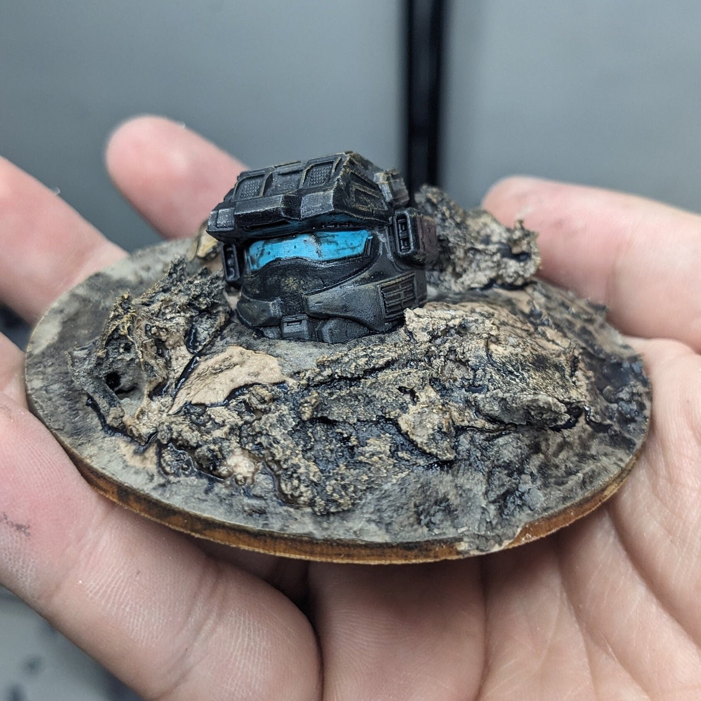 Remebering Reach Desk Statue